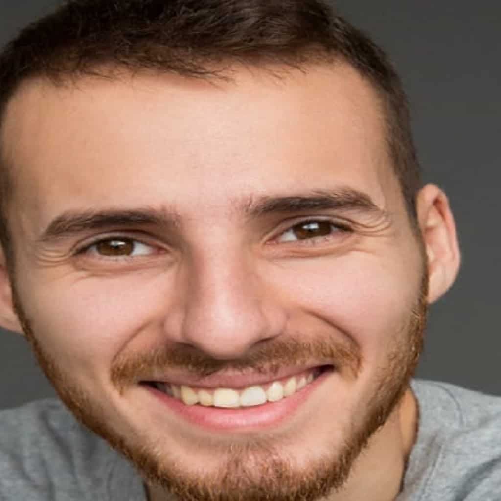 פרויקט התרופה הירוקה - הדר (חולה קרוהן)